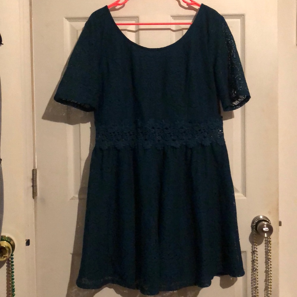 XL teal lace dress